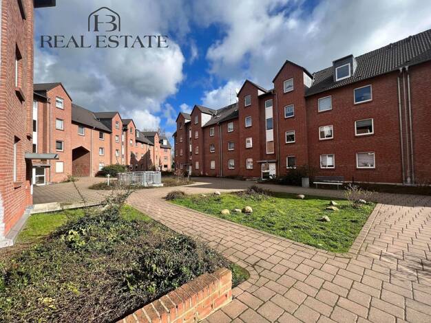 Wohnung zur Miete 320 € 2,5 Zimmer 53,2 m² frei ab 01.02.2026 Lehrter Straße 5 Staßfurt 39418