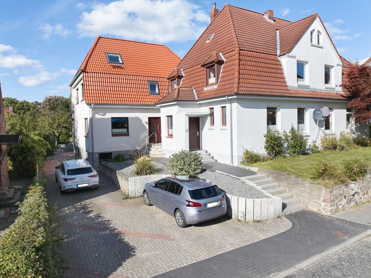 Einfamilienhaus zum Kauf 935.000 € 7 Zimmer 273 m²<br/>Wohnfläche 829 m²<br/>Grundstück Friesischer Berg - Exe Flensburg 24937