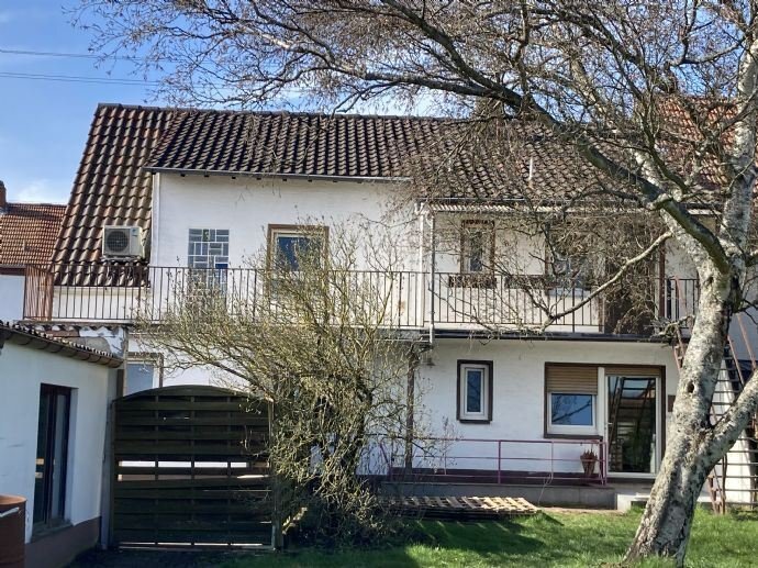 Einfamilienhaus zum Kauf 230.000 € 9 Zimmer 175 m²<br/>Wohnfläche 940 m²<br/>Grundstück ab sofort<br/>Verfügbarkeit Spesbach Hütschenhausen 66882