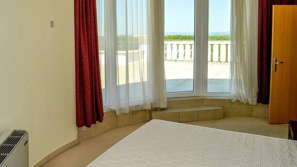 Wohnung zum Kauf provisionsfrei 105.000 € 2 Zimmer 165 m² 6. Geschoss Pomorie 8200