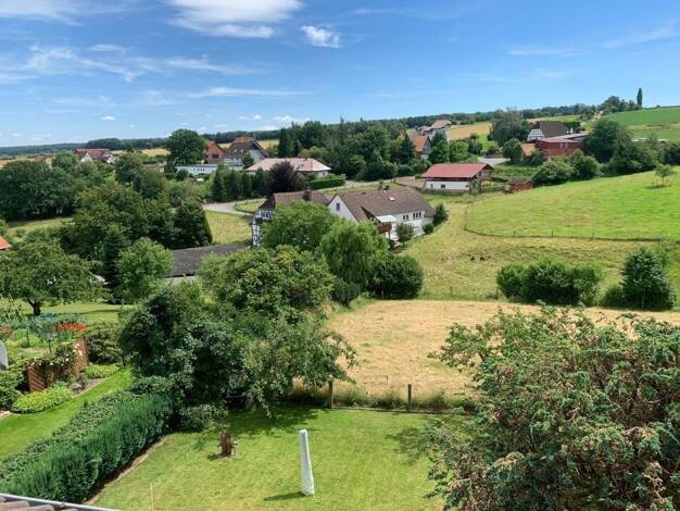 Wohnung zur Miete 750 € 4 Zimmer 113,8 m² 1. Geschoss In der Grund 1 Herkendorf Aerzen 31855