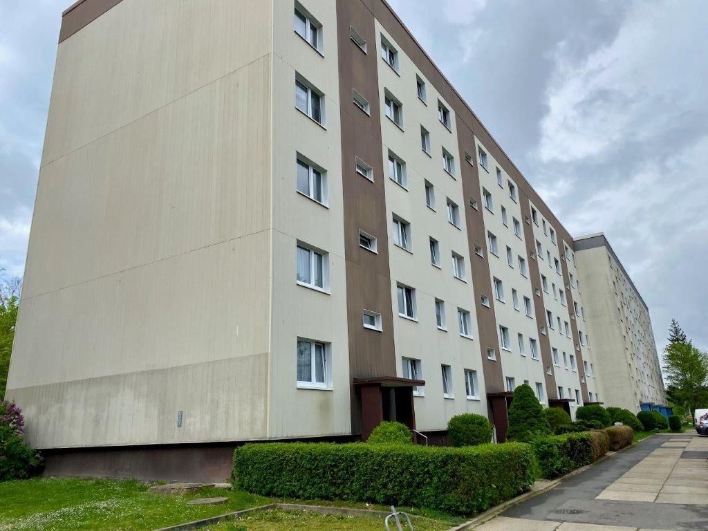 Wohnung zum Kauf 57.000 € 2 Zimmer 55,2 m²<br/>Wohnfläche 5.<br/>Geschoss ab sofort<br/>Verfügbarkeit Karl Matthes Straße 19 Lusan - Karl-Matthes-Straße Gera 07549