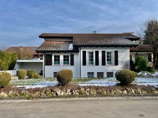 Einfamilienhaus zum Kauf 719.000 € 7,5 Zimmer 240 m² 740 m² Grundstück Rheinheim Küssaberg 79790