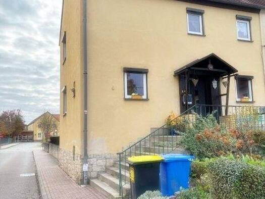 Reihenendhaus zum Kauf 199.000 € 5 Zimmer 115 m² 231 m² Grundstück frei ab sofort Bayernstraße 56 Schkopau 06258