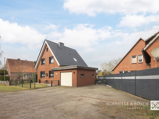 Mehrfamilienhaus zum Kauf 349.900 € 6 Zimmer 186 m² 875 m² Grundstück Bremervörde 27432