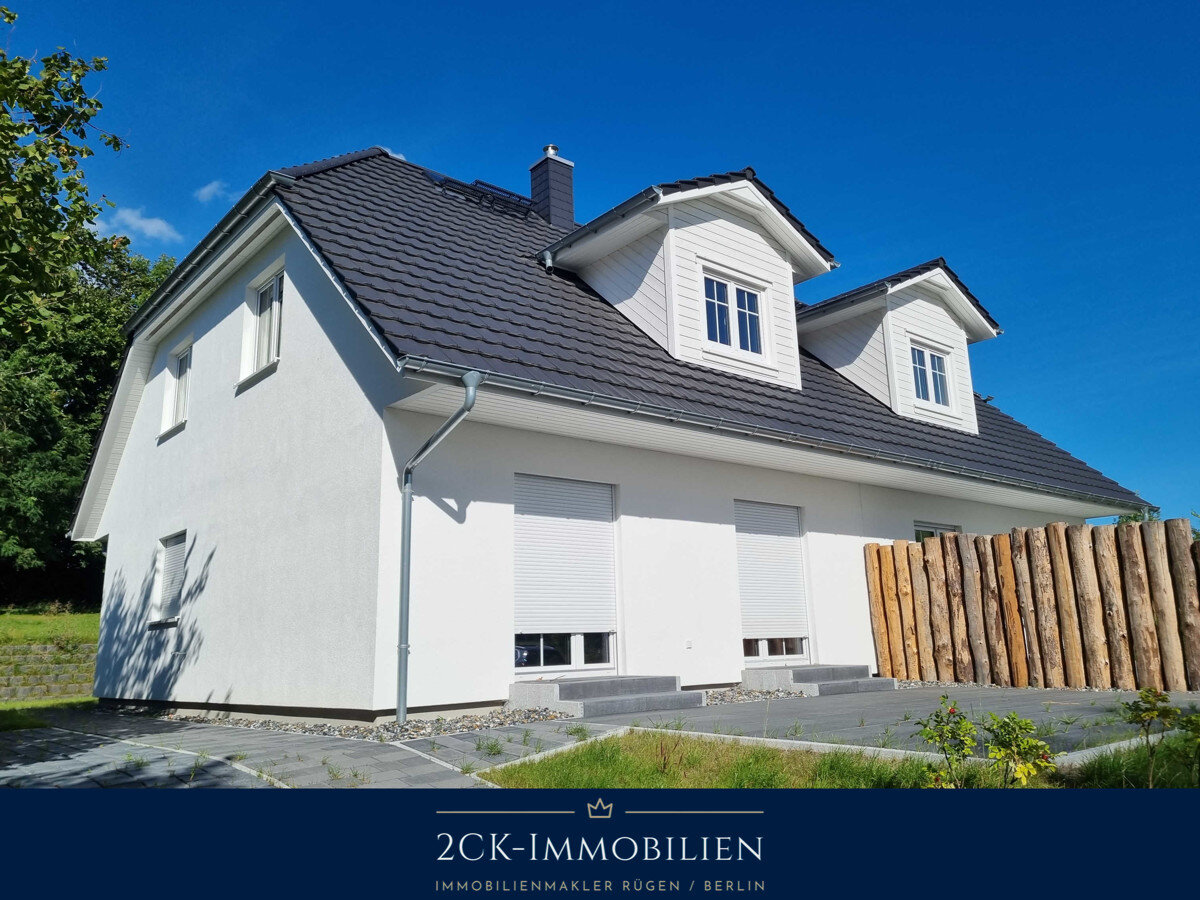 Doppelhaushälfte zum Kauf 479.000 € 4 Zimmer 107 m²<br/>Wohnfläche 650 m²<br/>Grundstück ab sofort<br/>Verfügbarkeit Am Golfplatz 9A Karnitz Garz/Rügen 18574