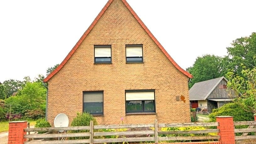 Mehrfamilienhaus zum Kauf 219.000 € 6 Zimmer 200 m²<br/>Wohnfläche 2.500 m²<br/>Grundstück Eschede Eschede 29348