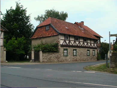 Bauernhaus zum Kauf provisionsfrei 80.000 € 12 Zimmer 290 m² 1.191 m² Grundstück Soltaustraße 1 Barnstorf Uehrde 38170