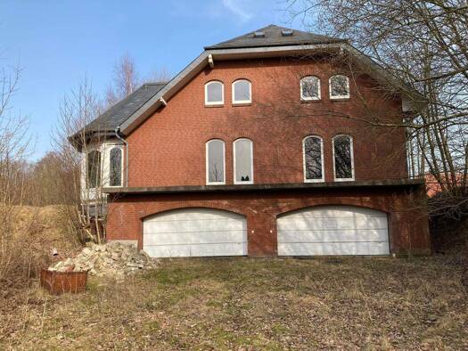 Mehrfamilienhaus zum Kauf als Kapitalanlage geeignet 650.000 € 17 Zimmer 1.050 m² 2.649 m² Grundstück Tönningstedt Sülfeld 23867