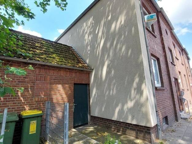 Mehrfamilienhaus zum Kauf provisionsfrei 305.000 € 6 Zimmer 131 m² 455 m² Grundstück Priestershof 63 Bermensfeld Oberhausen 46047