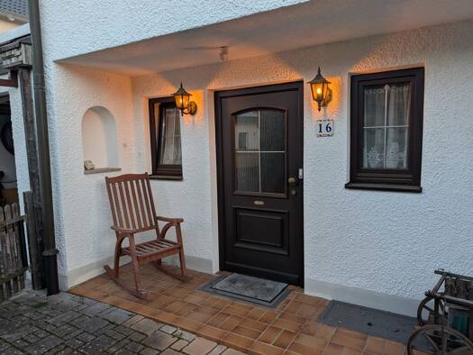 Einfamilienhaus zur Miete 2.600 € 3 Zimmer 120 m² 360 m² Grundstück frei ab sofort Gauting 82131