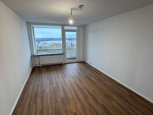 Wohnung zur Miete 509 € 2 Zimmer 61,3 m² 6. Geschoss frei ab 16.03.2026 Fünenweg 2 Mettenhof Kiel 24109