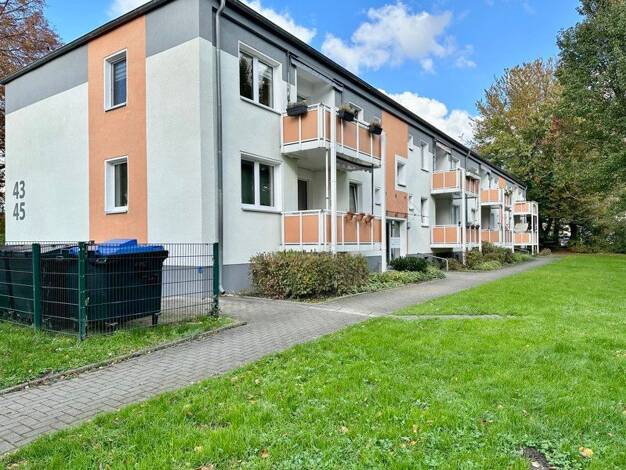 Wohnung zur Miete 713 € 4,5 Zimmer 75 m² 1. Geschoss frei ab 16.09.2026 Insterburger Straße 45 Huckarde Huckarde 44369