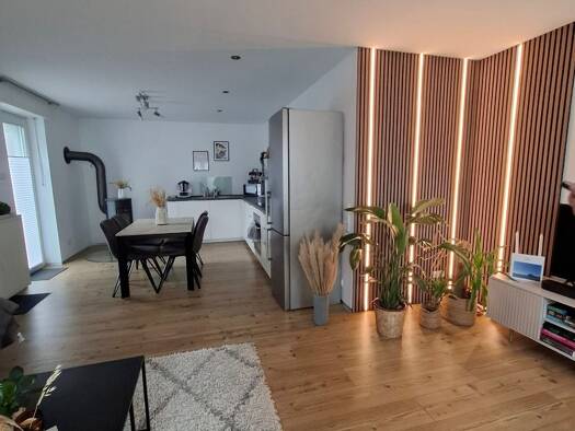 Wohnung zur Miete 700 € 3 Zimmer 82 m² frei ab 01.10.2025 Schönebeck Essen 45359