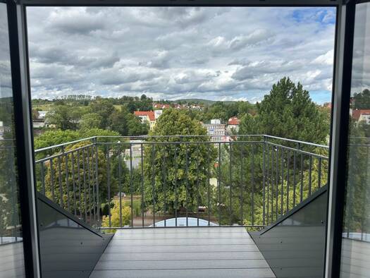 Maisonette zur Miete 800 € 3 Zimmer 104 m² 3. Geschoss frei ab 01.10.2026 Dr.-Wilhelm-Külz-Straße 27 Pößneck,Stadt Pößneck 07381