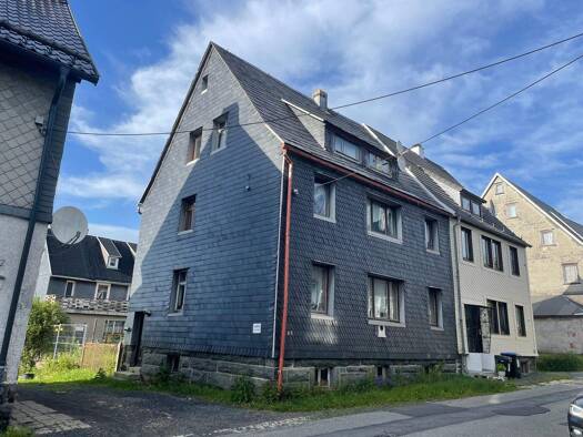 Doppelhaushälfte zum Kauf provisionsfrei 49.900 € 8 Zimmer 176 m² 366 m² Grundstück frei ab sofort Schulstr.39 / OT Steinheid Steinheid Neuhaus am Rennweg 98724