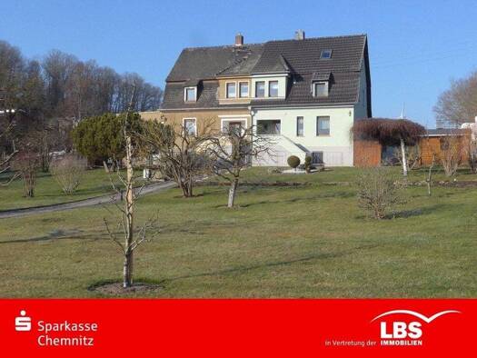 Mehrfamilienhaus zum Kauf provisionsfrei 248.000 € 9 Zimmer 207 m² 2.125 m² Grundstück Schönbörnchen Glauchau 08371