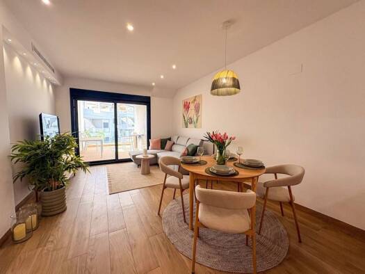 Wohnung zur Miete 1.750 € 2 Zimmer 131 m² 1. Geschoss Torrevieja 03186