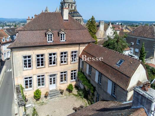 Reihenmittelhaus zum Kauf 680.000 € 16 Zimmer 375 m² Centre Ville Autun 71400