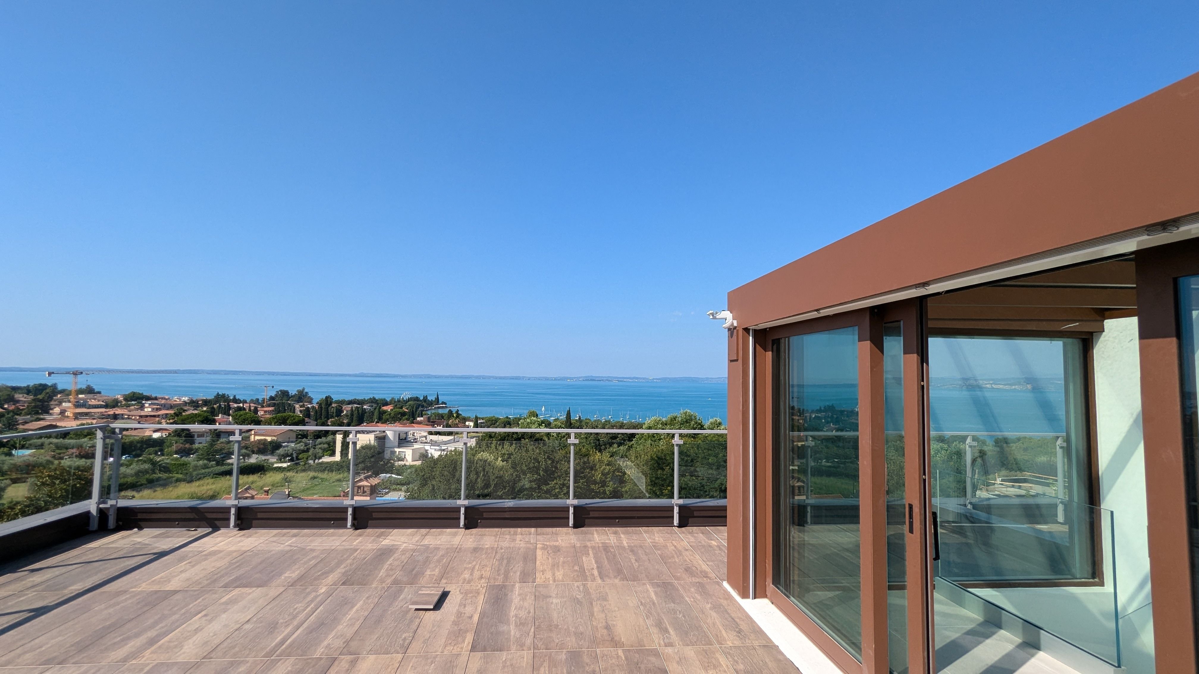 Penthouse zum Kauf 1.450.000 € 3 Zimmer 178 m²<br/>Wohnfläche 1.<br/>Geschoss ab sofort<br/>Verfügbarkeit Via San Colombano Bardolino 37011