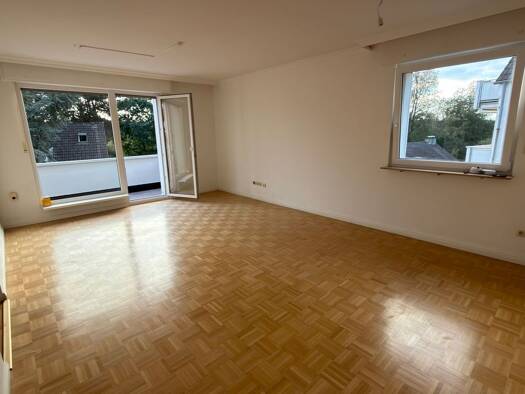 Wohnung zur Miete 860 € 3 Zimmer 89 m² Geschoss 2/3 frei ab sofort Bergerhausen Essen 45136