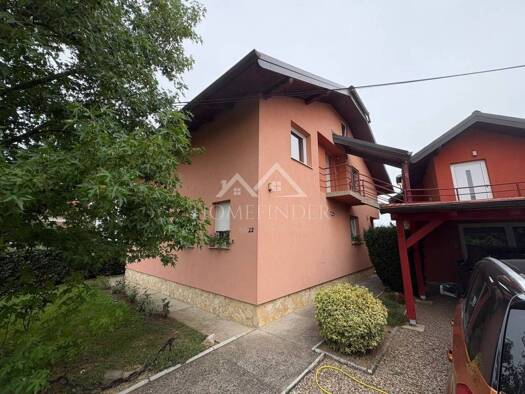 Haus zum Kauf 320.000 € 6 Zimmer 200 m² Petrinja Petrinja
