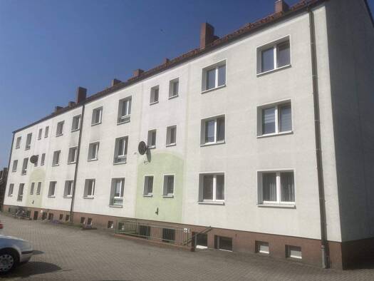 Wohnung zur Miete 300 € 2 Zimmer 49,2 m² 1. Geschoss Jahnstraße 1b Tschernitz 03130