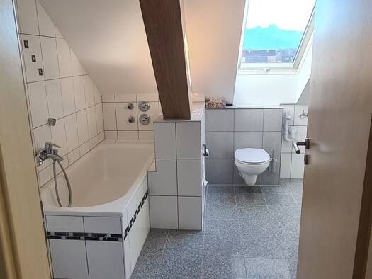 Wohnung zum Kauf provisionsfrei 380.000 € 4 Zimmer 100 m² Am Tonwerk 1 Kolbermoor 83059