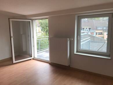 Maisonette zur Miete 630 € 3 Zimmer 82 m² Geschoss 2/2 frei ab 01.11.2025 Duissern Duisburg 47058