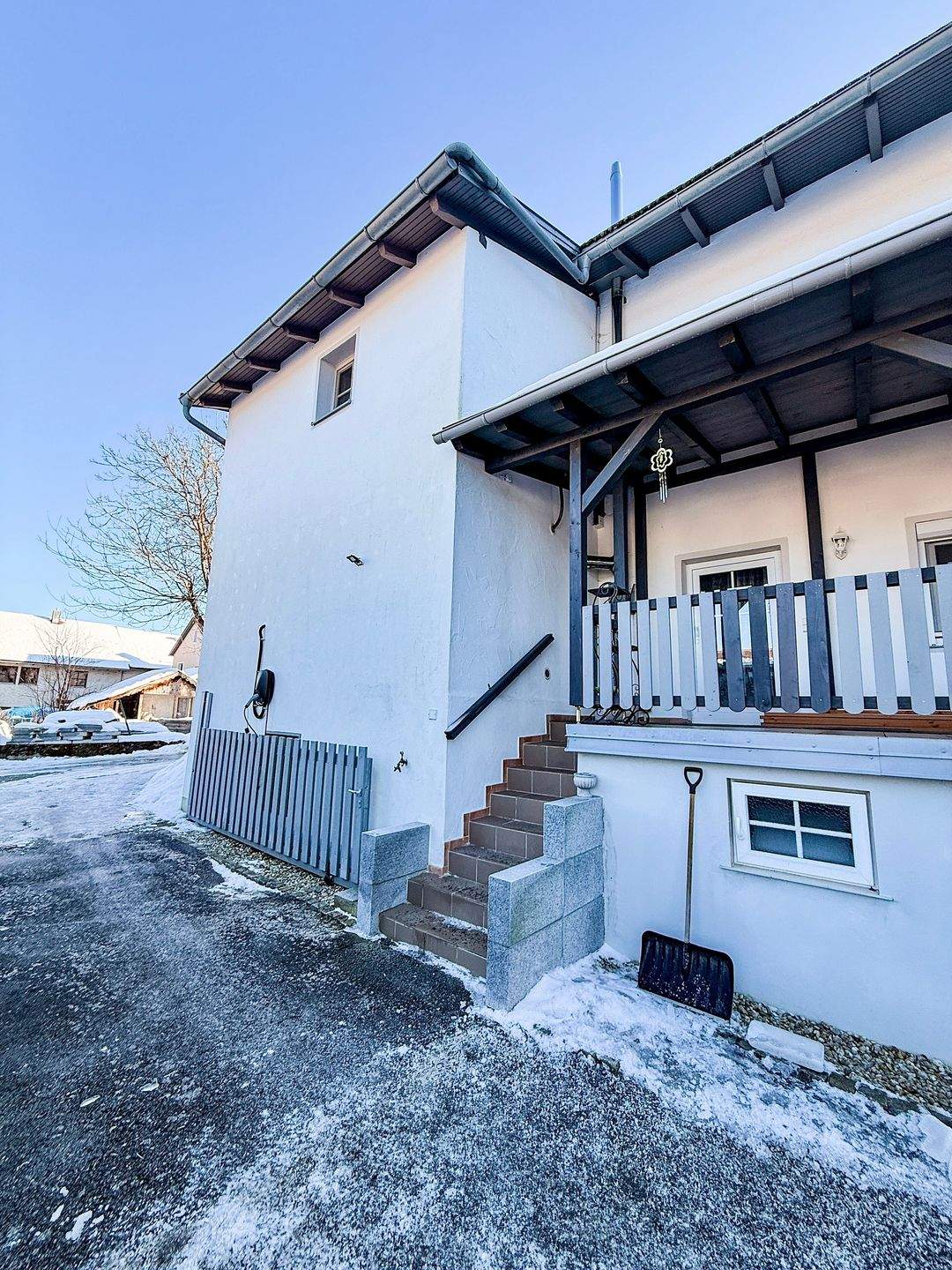 Haus zum Kauf - Ansicht 2