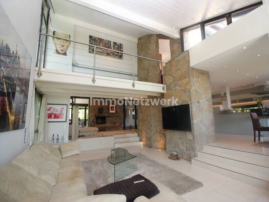 Einfamilienhaus zum Kauf 2.100.000 € 8 Zimmer 367 m² 3.263 m² Grundstück Frankfurt am Main / Bergen-Enkheim 60388