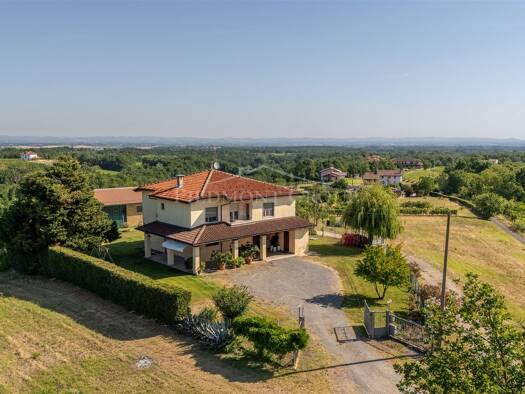 Haus zum Kauf 475.000 € 146 m² 20.000 m² Grundstück Mombaruzzo 14046