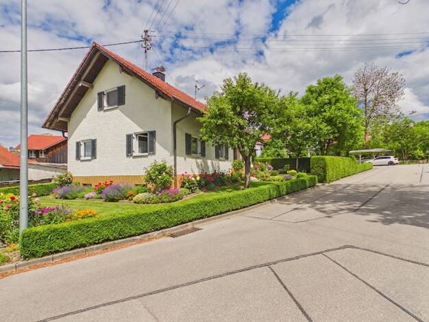Einfamilienhaus zum Kauf 5 Zimmer 106,2 m² 260 m² Grundstück Emmenhausen Waal 86875