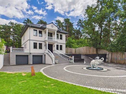 Stadthaus zum Kauf 1.097.826 € 6 Zimmer 308,7 m² 1.485 m² Grundstück Kolberg Heidesee 15754