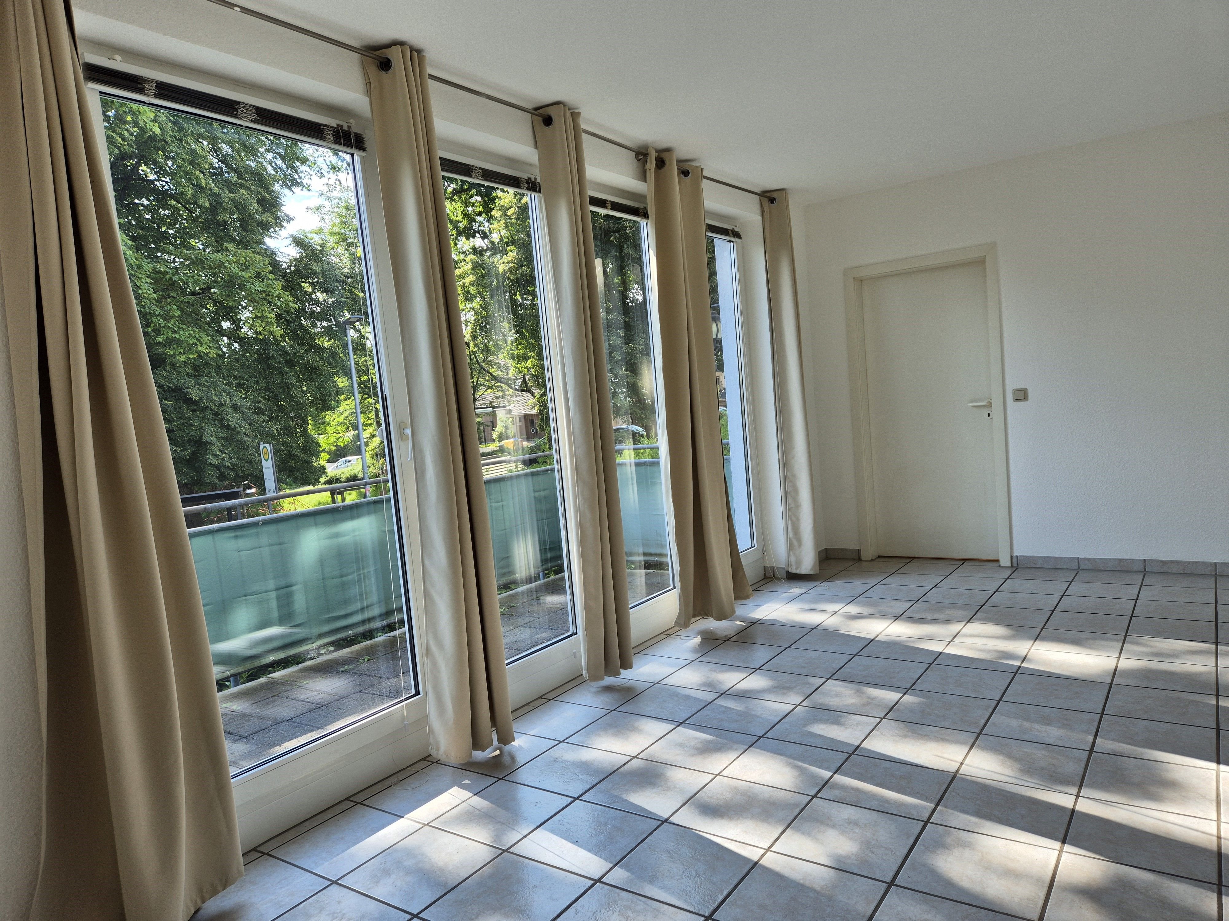 Wohnung zum Kauf provisionsfrei 269.500 € 2 Zimmer 63 m²<br/>Wohnfläche 1.<br/>Geschoss ab sofort<br/>Verfügbarkeit Lückerath Bergisch Gladbach 51429