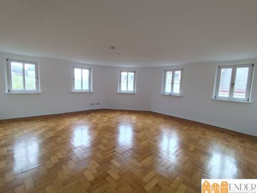 Wohnung zur Miete 1.100 € 3 Zimmer 125 m² 4. Geschoss frei ab sofort Innenstadt Fürth 90762