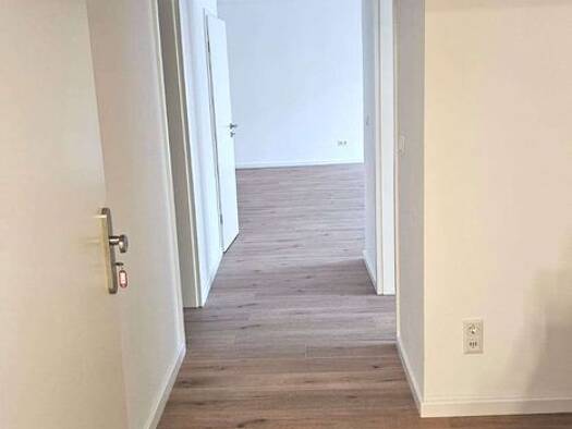 Wohnung zur Miete 1.149 € 3 Zimmer 93 m² frei ab 01.10.2026 Connewitz Süd 04277