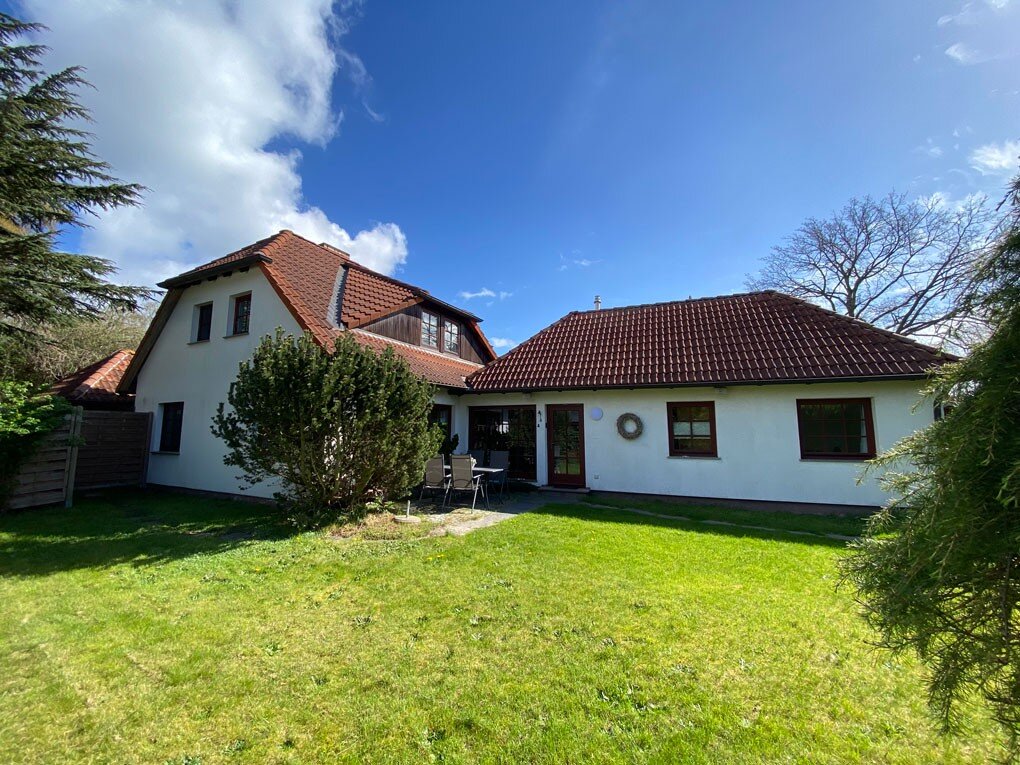 Einfamilienhaus zum Kauf 769.000 € 6 Zimmer 115 m²<br/>Wohnfläche 640 m²<br/>Grundstück Zingst Ostseeheilbad Zingst 18374