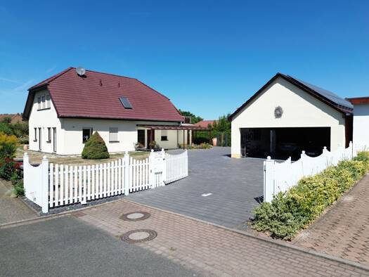 Mehrfamilienhaus zum Kauf 725.000 € 9 Zimmer 311 m² 1.083 m² Grundstück frei ab sofort Töttleben Erfurt 99098