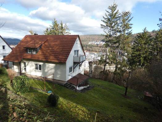 Mehrfamilienhaus zum Kauf 420.000 € 8,5 Zimmer 140 m² 473 m² Grundstück Nagold 72202