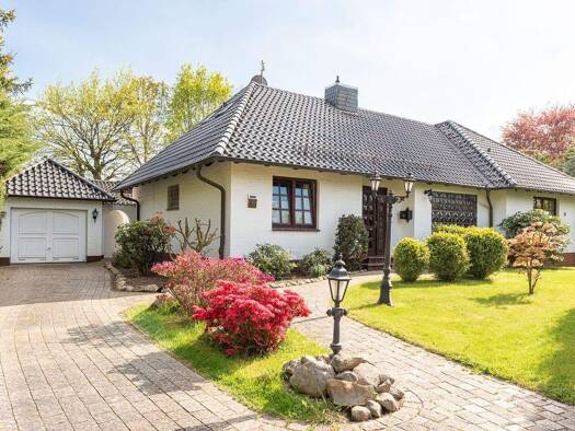 Einfamilienhaus zum Kauf 650.000 € 4 Zimmer 209 m² 1.102 m² Grundstück Kröppelshagen-Fahrendorf 21529