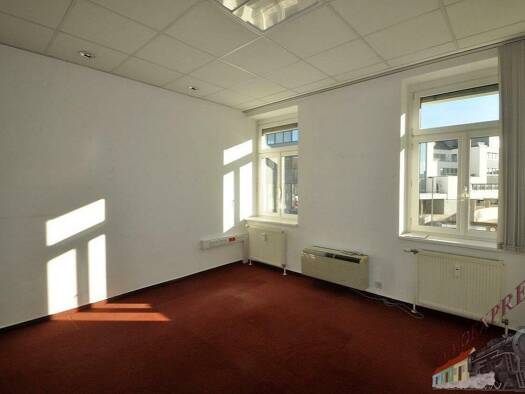 Büro zur Miete 2.000 € 7 Zimmer 240 m² Bürofläche Teufelhof St. Pölten 3100