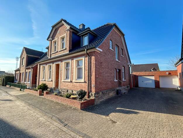 Einfamilienhaus zum Kauf 268.000 € 6 Zimmer 129,2 m² 399 m² Grundstück Emsdetten 48282