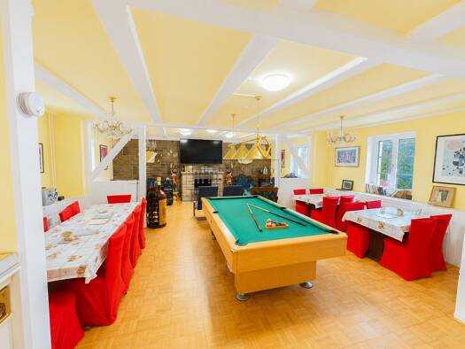 Mehrfamilienhaus zum Kauf 599.999 € 28 Zimmer 860 m² 1.640 m² Grundstück Bottmersdorf Wanzleben-Börde 39164
