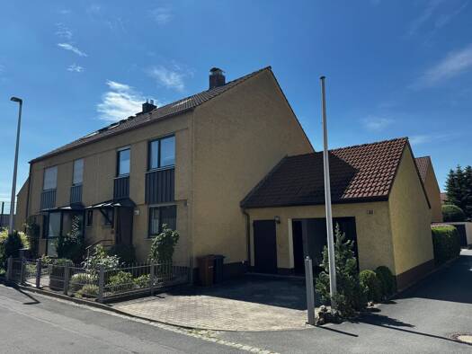 Doppelhaushälfte zum Kauf 549.000 € 5 Zimmer 129 m² 294 m² Grundstück frei ab sofort Baiersdorf Baiersdorf 91083