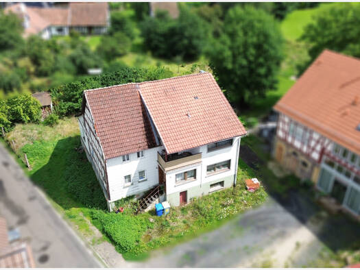 Einfamilienhaus zum Kauf 80.000 € 5 Zimmer 120 m² 700 m² Grundstück Ober-Ohmen Mücke / Ober-Ohmen 35325