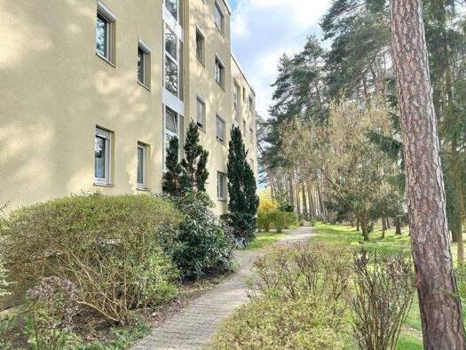 Wohnung zur Miete 520 € 2 Zimmer 55,2 m² Geschoss 3/4 frei ab sofort Kiefernschlag 7 Röthenbach Röthenbach an der Pegnitz 90552