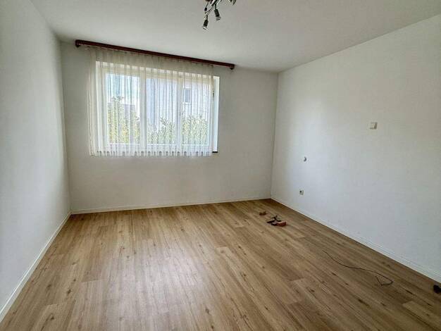Mehrfamilienhaus zum Kauf 300.000 € 7 Zimmer 170 m² 377 m² Grundstück Giengen Giengen an der Brenz 89537