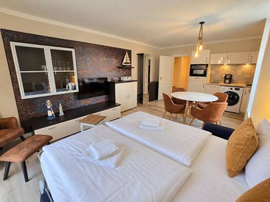 Wohnung zum Kauf 155.000 € 1 Zimmer 35 m² frei ab sofort Nonnevitz Dranske 18556