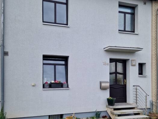 Reihenmittelhaus zum Kauf 350.000 € 3,5 Zimmer 97 m² 258 m² Grundstück Gleidingen Laatzen 30880